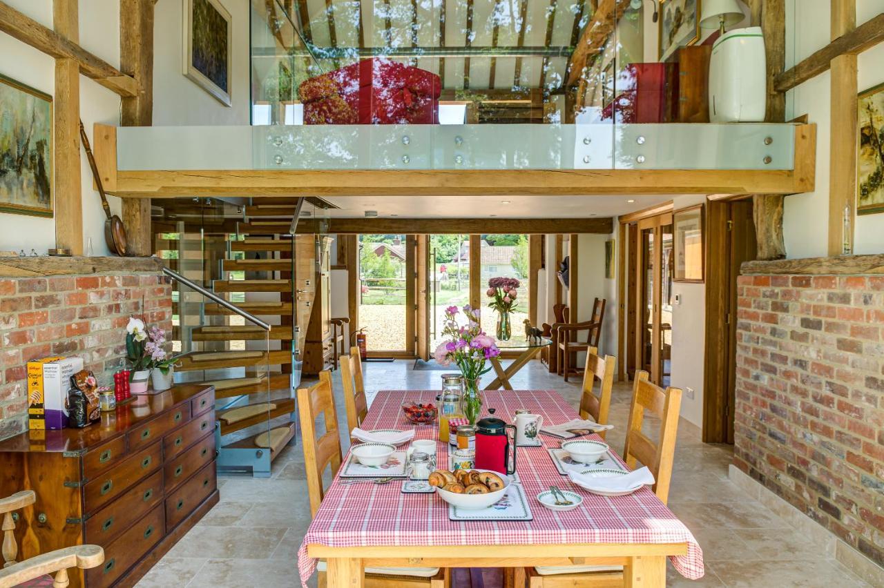 South Park Farm Barn Bed and Breakfast Andover Buitenkant foto
